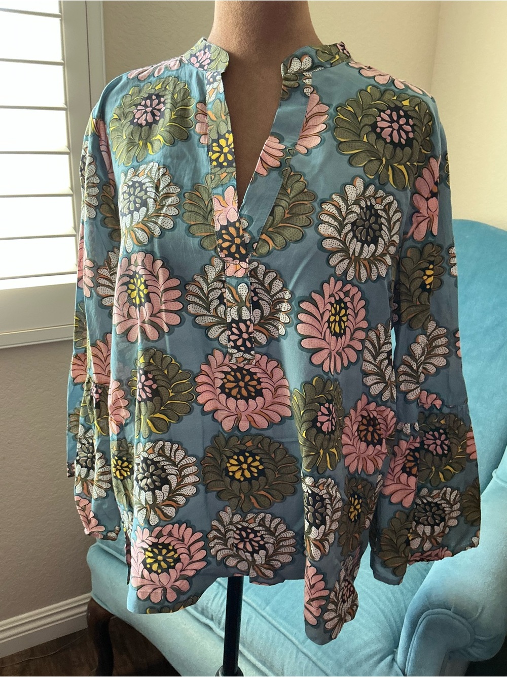 LOFT Blue Floral Split-Neck Blouse